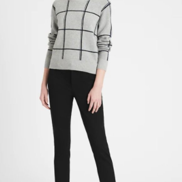 Petite Mid-Rise Skinny Sloan Pant - Picture 4 of 15